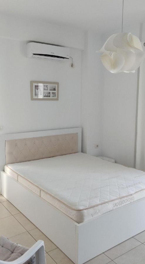 Seaside View Apartment Sarandë Exterior foto