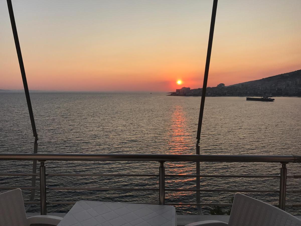 Seaside View Apartment Sarandë Exterior foto